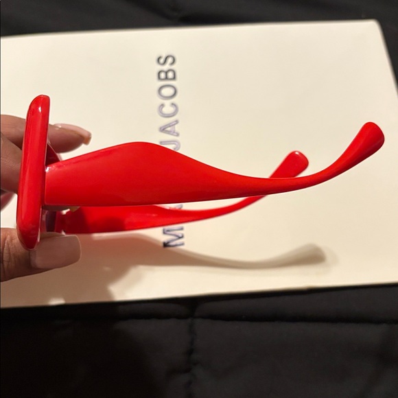 Bold Red Square Sunglasses - Picture 6 of 9